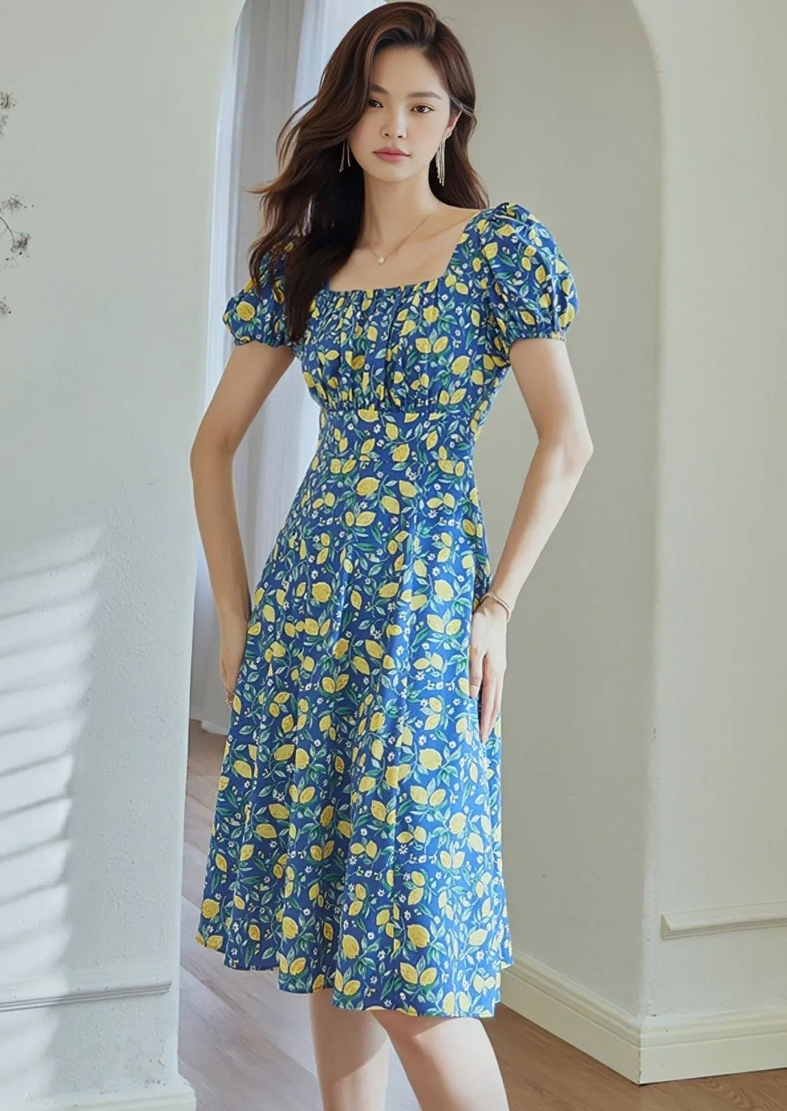 FRENCH FLORAL SQUARE NECK DRESS