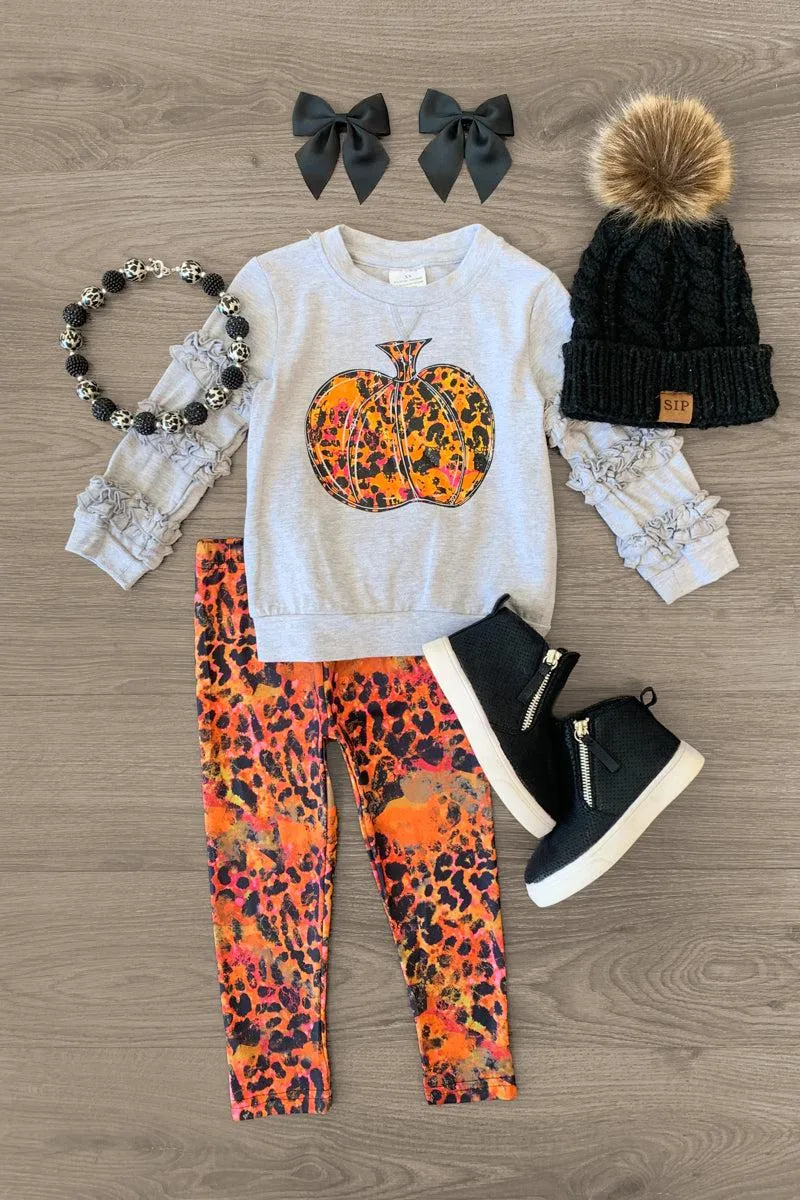 Gray Ruffle Cheetah Pumpkin Legging Set