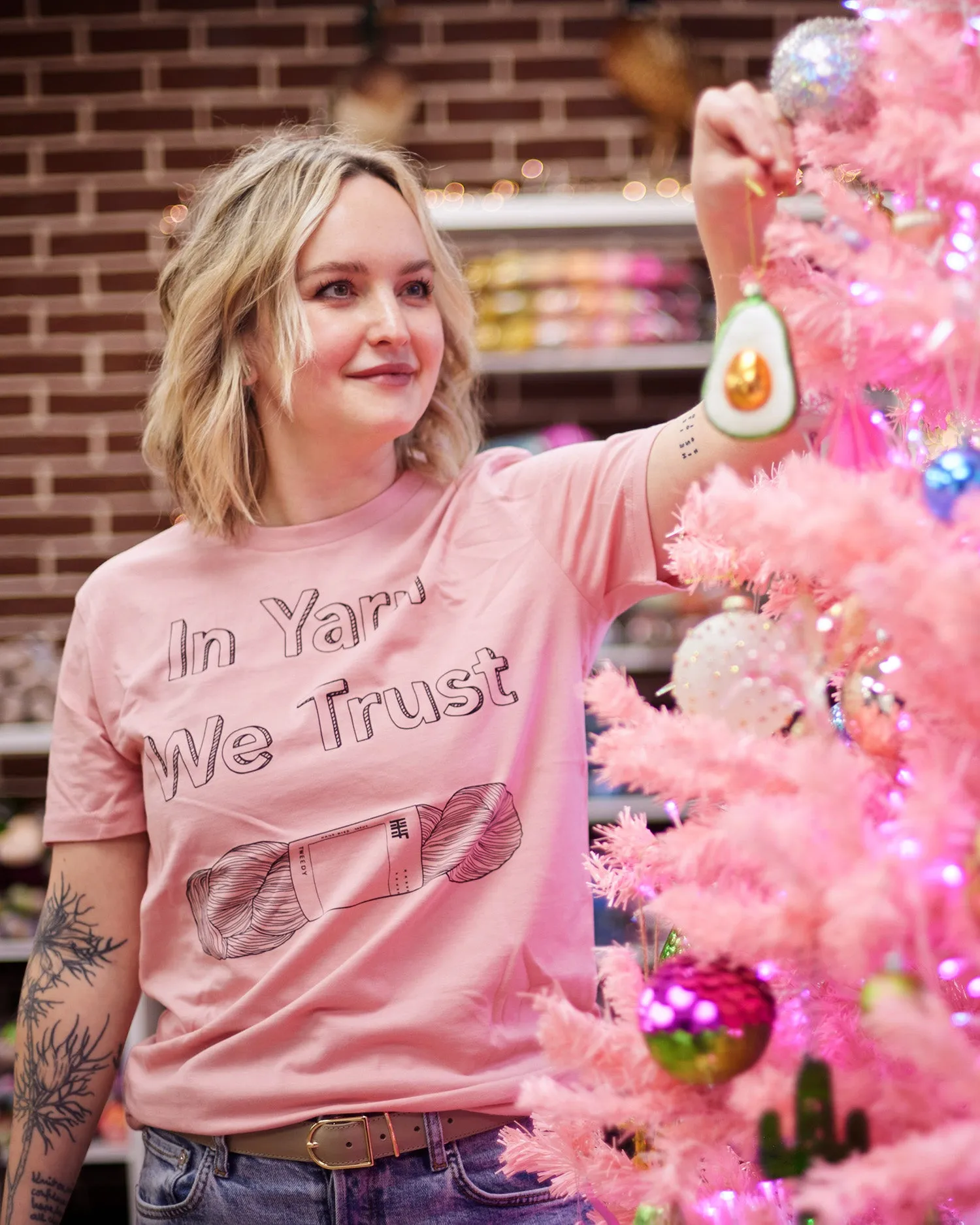 In Yarn We Trust T-shirt, Pink