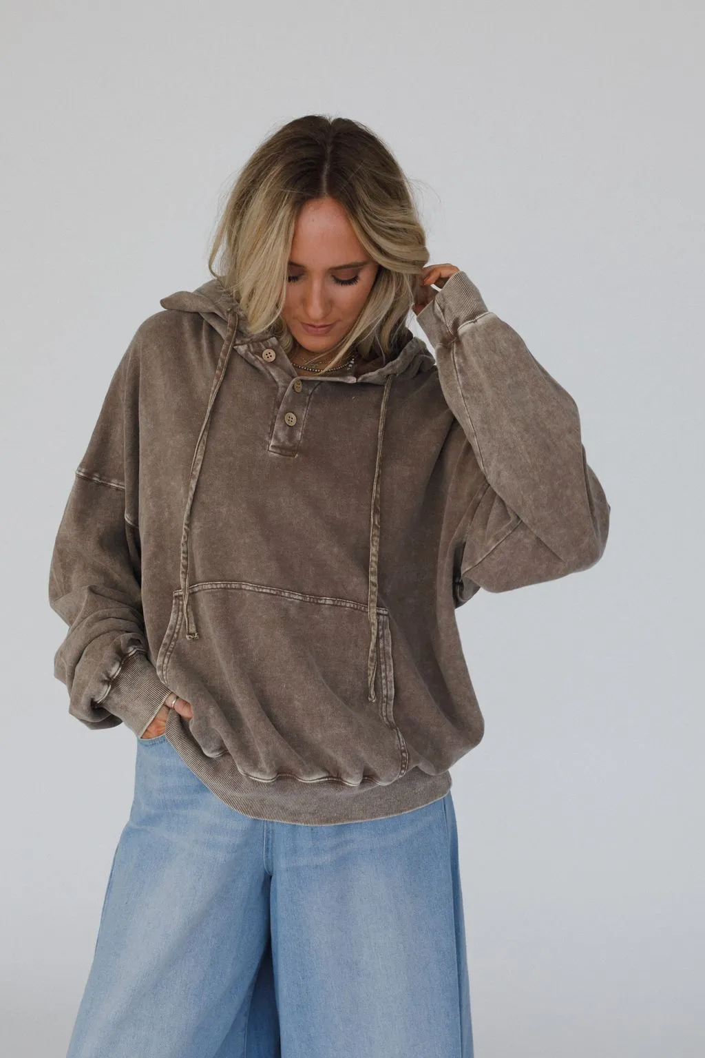 Janelle Peace Patch Sweatshirt Top - Coffee