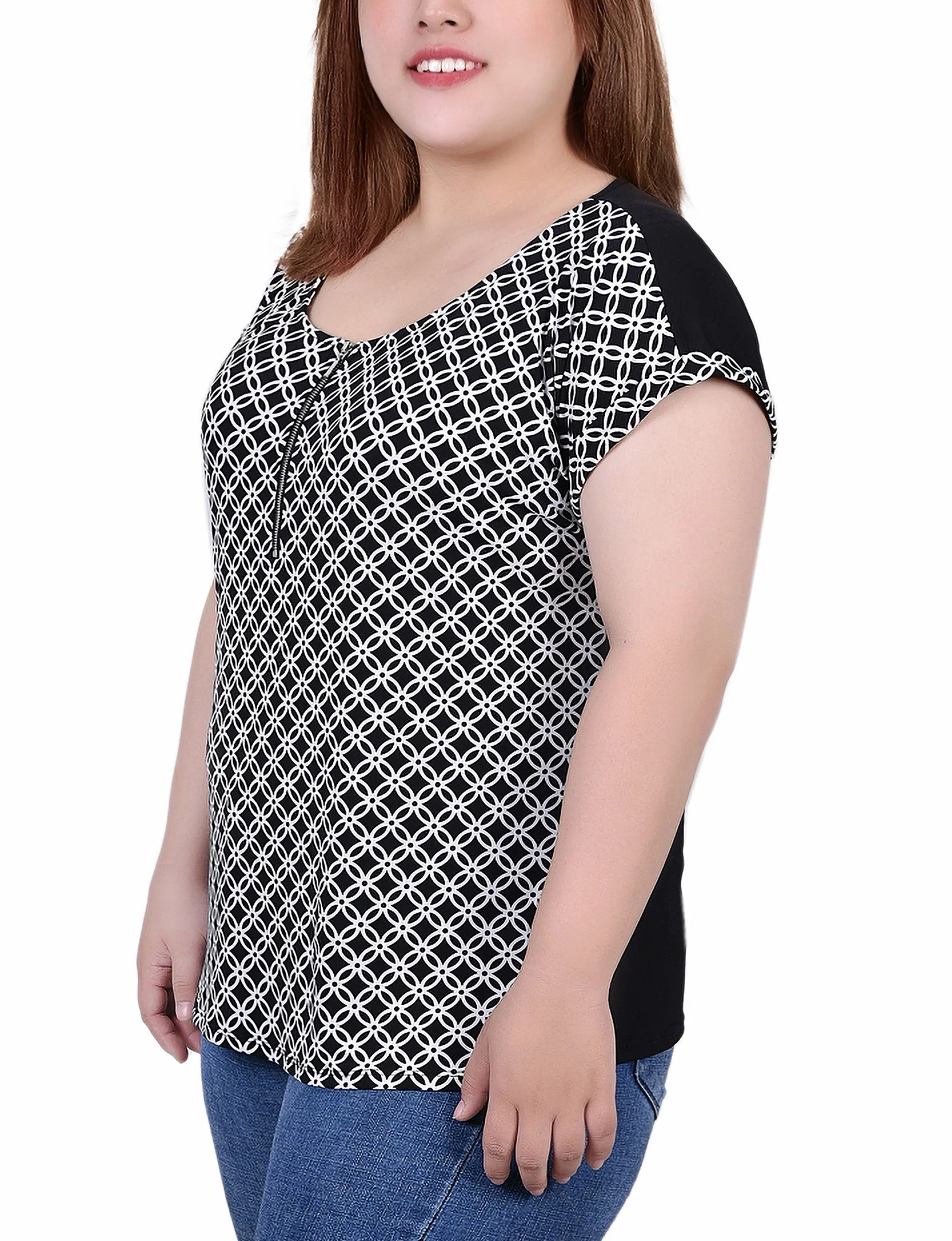 Plus Size Short Sleeve 1/2 Zip Knit Top