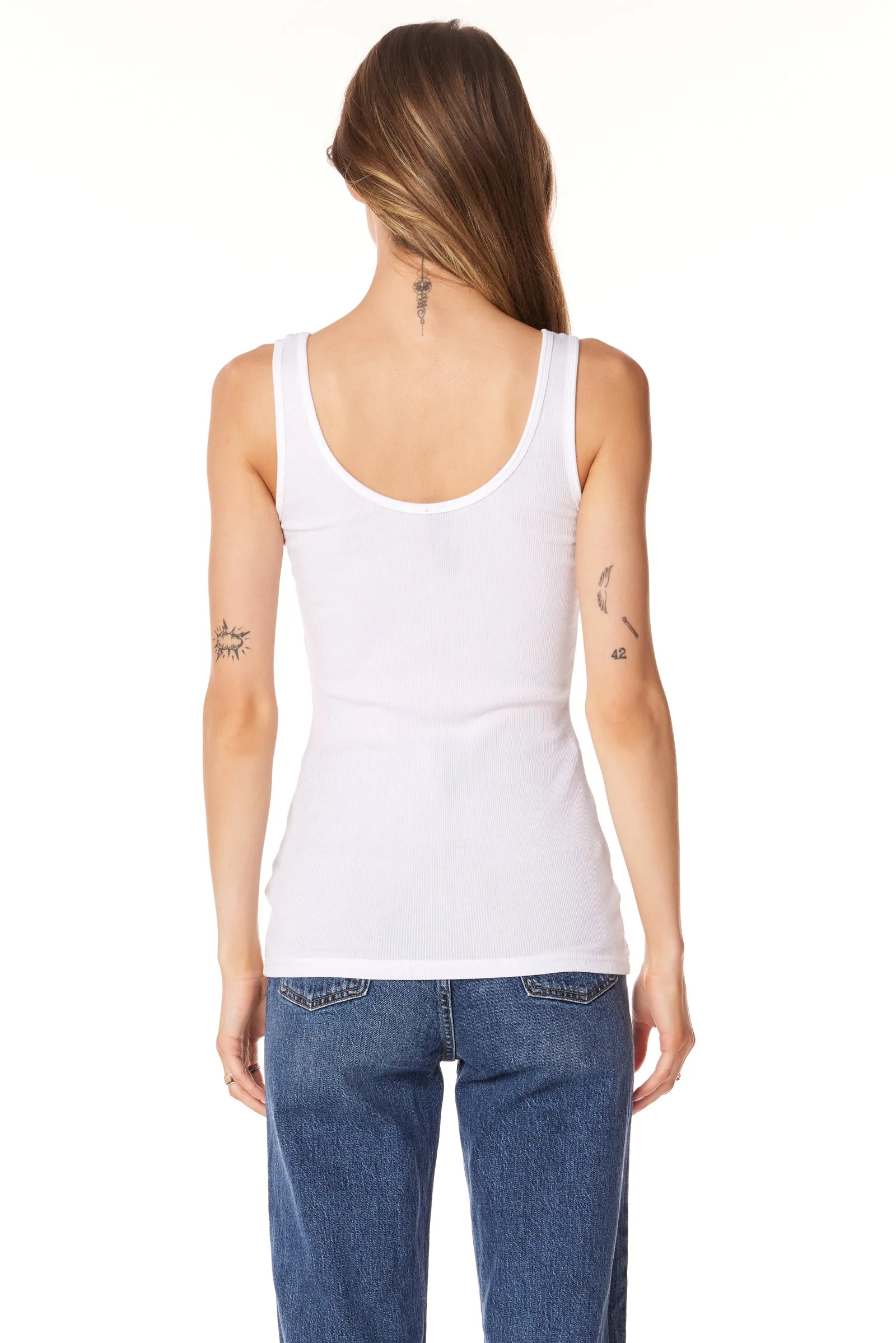 RIBBED SCOOP NECK TANK