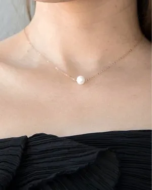 Simple Pearl Necklace