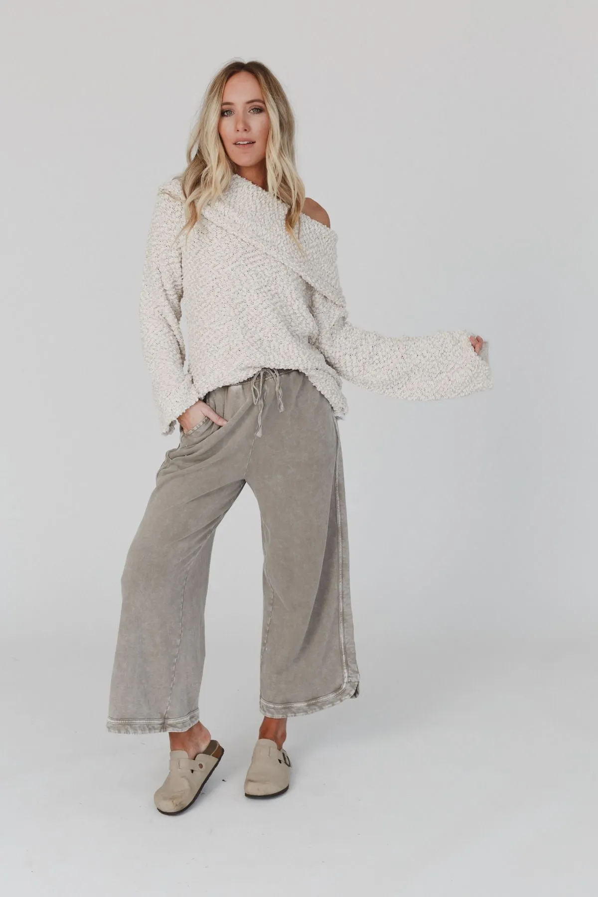 So Comfy Wide Leg Pant Cropped Length - Mocha