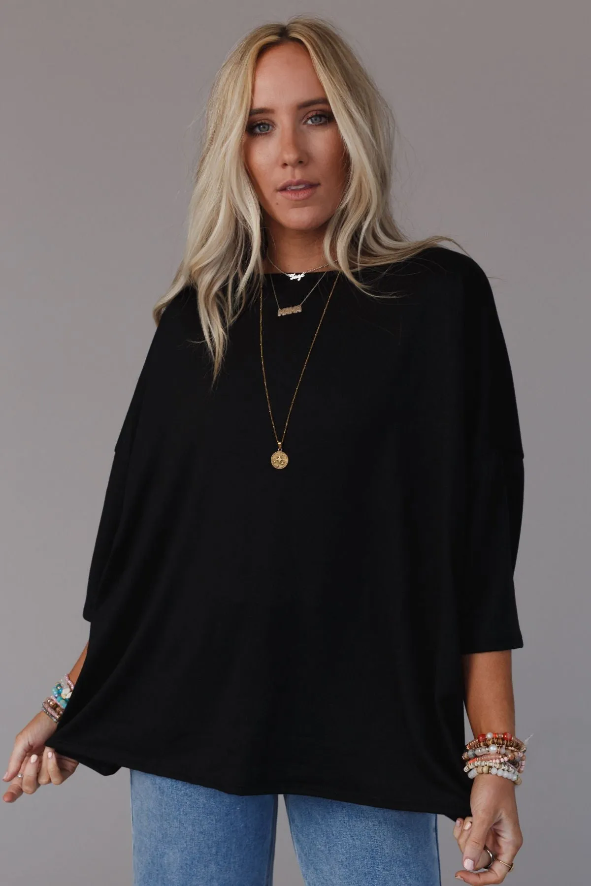 The Nest Cozy Cool Oversized Tee - Black